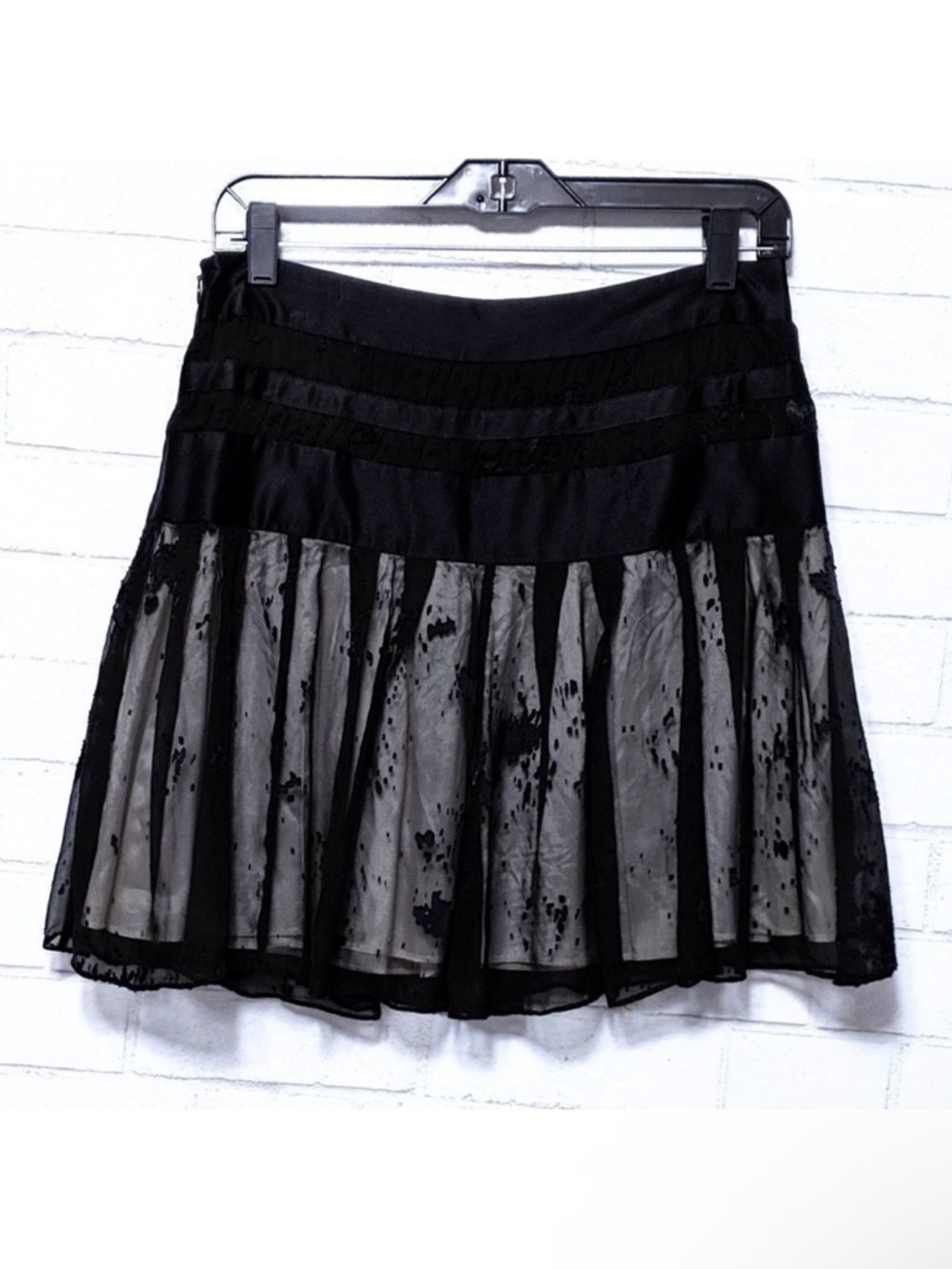 CHRISTOPHER DEANE Silk Embroidered Skirt 6